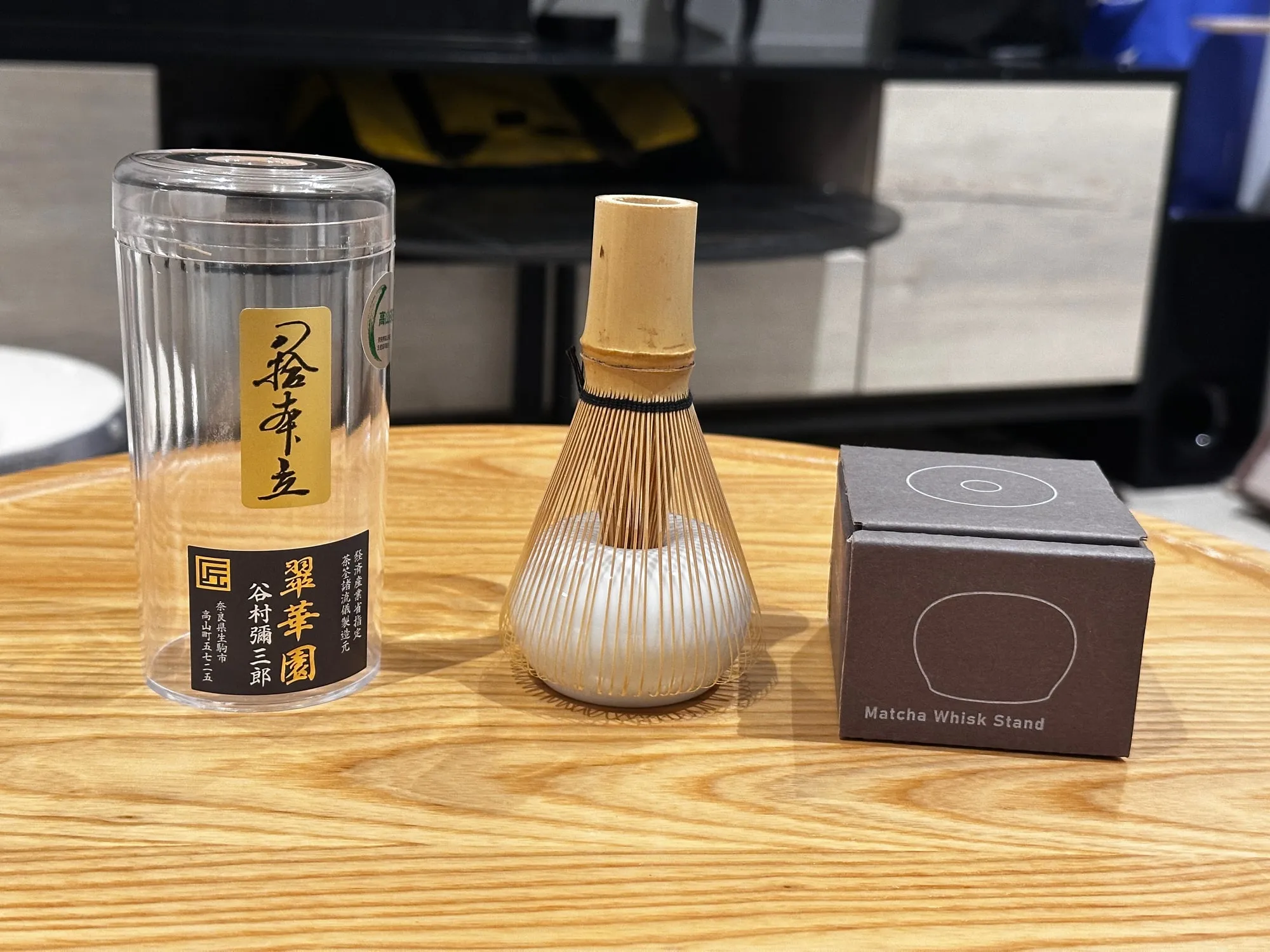 日本製 80 本立高山茶筅與搭配的茶筅笠
